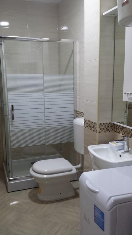 Apartment Fini Тиват Екстер'єр фото